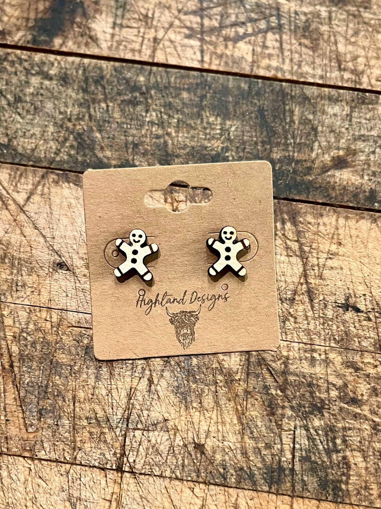 Gingerbread Studs