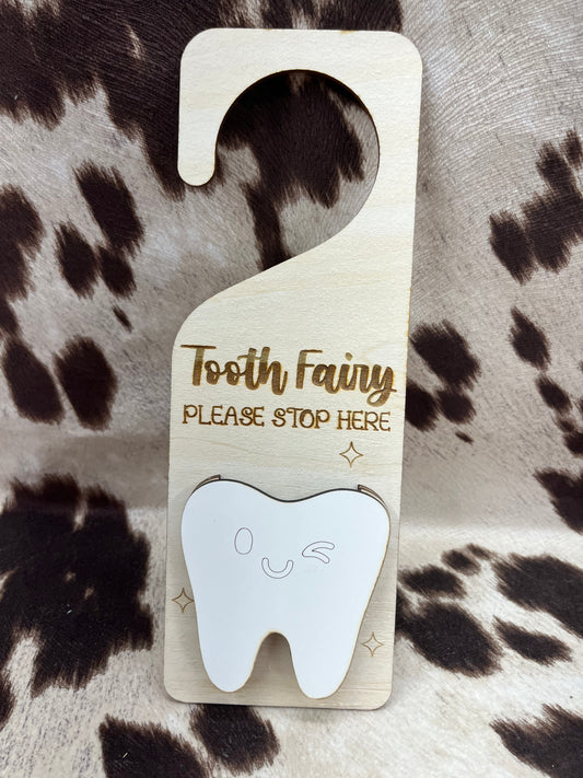 Tooth Door Hanger